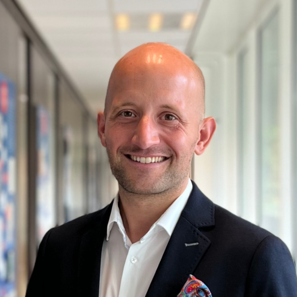Professor of Technological Innovation at Hotelschool The Hague
